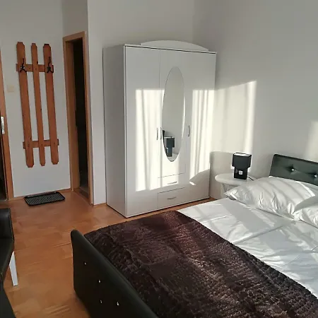 Dimitrova Guest house 3*