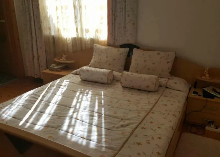 Konukevi Dimitrova 3*