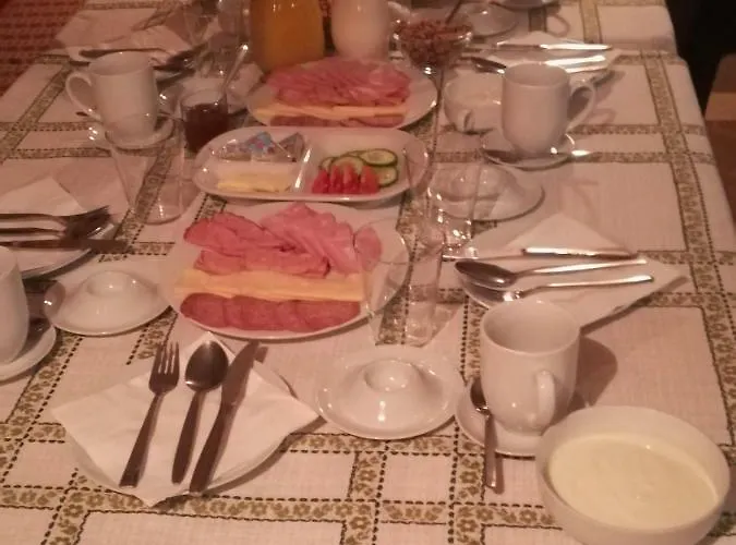 Dimitrova بيت ضيافة أليتشيسبيرغ